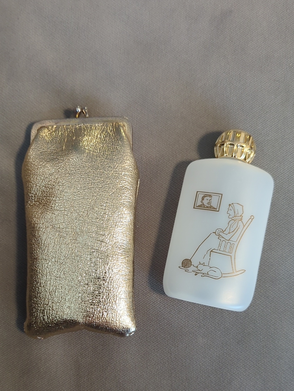Gold Metallic Case with Flask